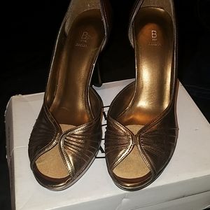 BAKERS  heels
